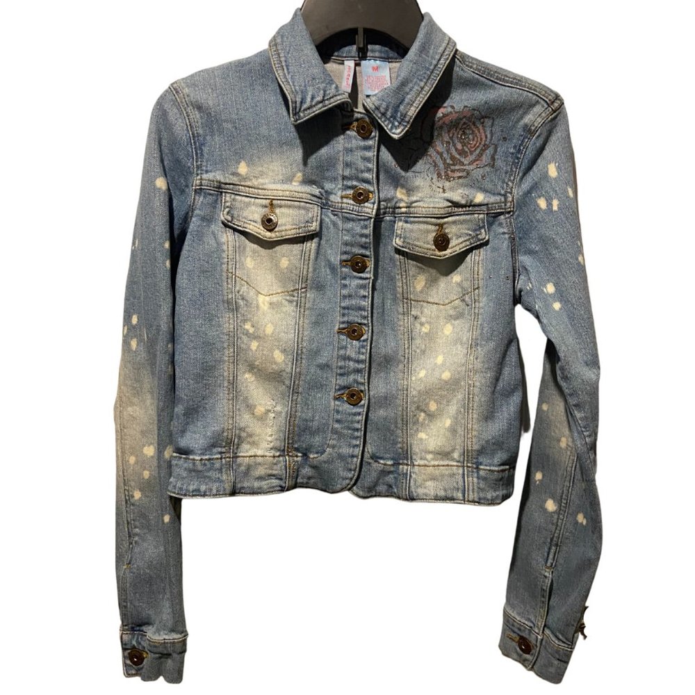 Zanadi distressed bleached jean jacket size Medium